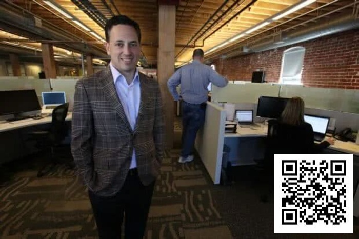 【掼蛋扑克】这些坐拥几十亿身家的“外行”把扑克当成了调味剂