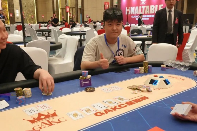 【掼蛋扑克】SWPT·广安站 | 从“抚仙湖杯”到SWPT，西南扑克标杆赛事华丽升级，首日战火点燃！马鹏龙斩获回馈赛冠军