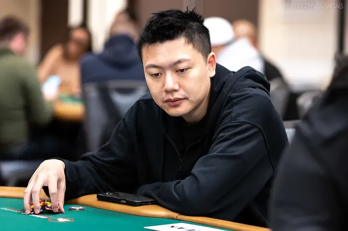 【掼蛋扑克】以为出局走到门口，被叫回后打出奇迹：Wesley Fei的WSOP主赛死里逃生记