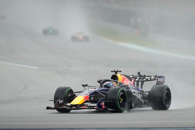 【掼蛋扑克】F1巴林大奖赛暖胎圈动力异常：国际汽联发布声明，软件更新后比赛正常进行